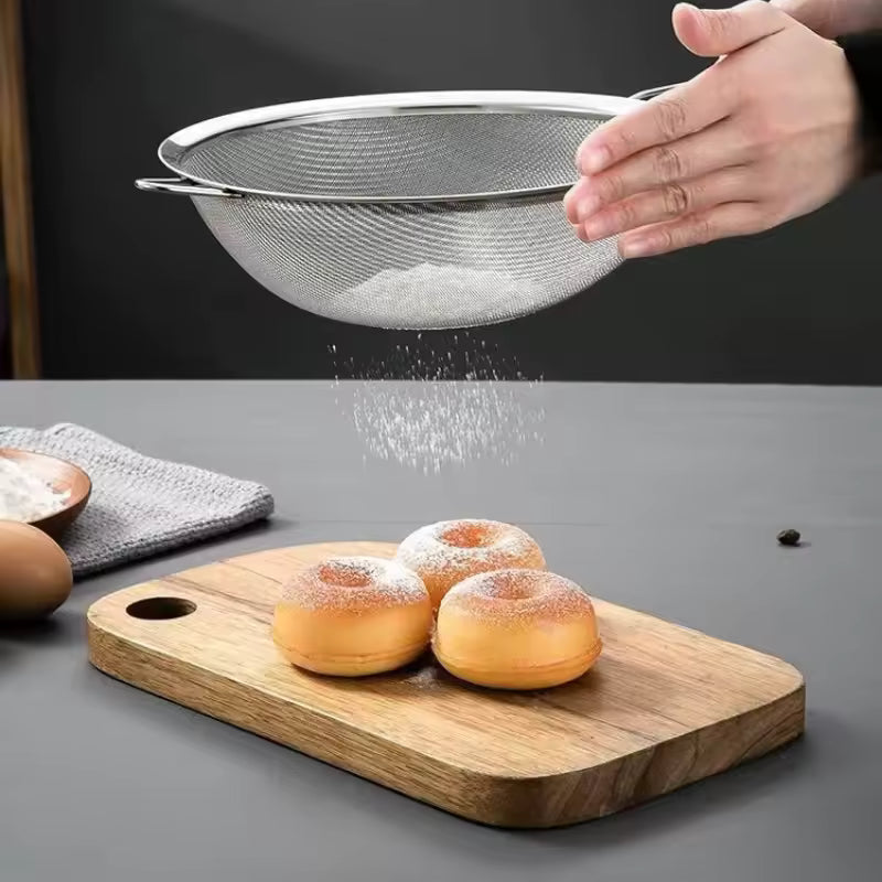 4-Piece Stainless Steel Fine Mesh Strainer Set (7/10/12/18 cm) – Multi-Purpose Kitchen Colanders